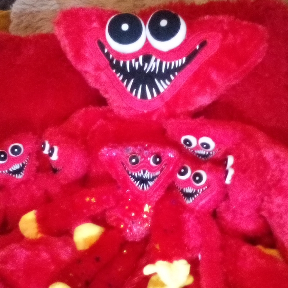 ๐ Cuddly Lifesize Plush Gamer Video Jumbo Huggy Wuggy Toy Deco Green - Picture 15 of 15